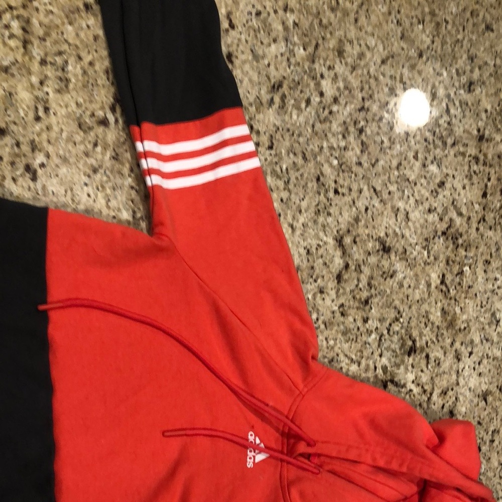 Adidas Sweatshirt
